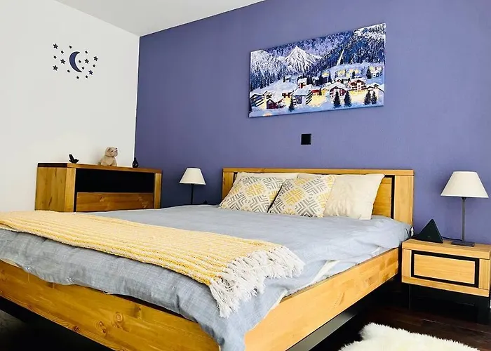 Perla Garden, Stylish *